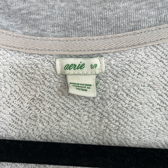 Aerie oversized gray quarter zip - Picture 3 of 3